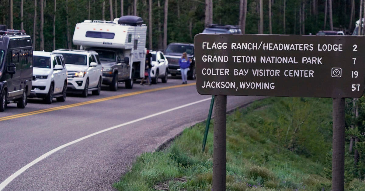 Yellowstone Park Reopens After Changes Wrought By Flood Cbs Colorado