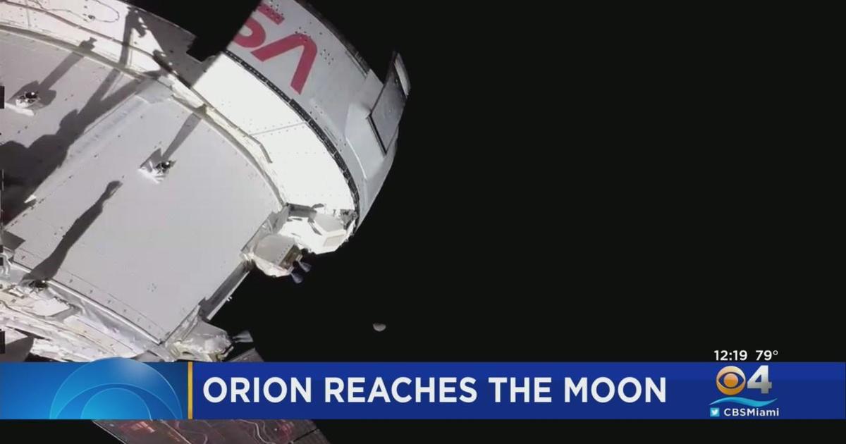 NASA S Orion Spacecraft Passed Within 80 Miles Of The Moon CBS Miami