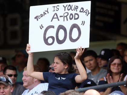 Fan-with-A-Rod-600-sign 