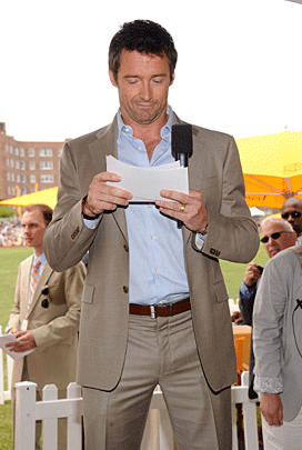 025-goiv-hufh-jackman.gif 