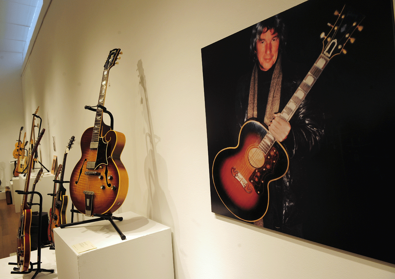 Richard Gere's guitar collection 