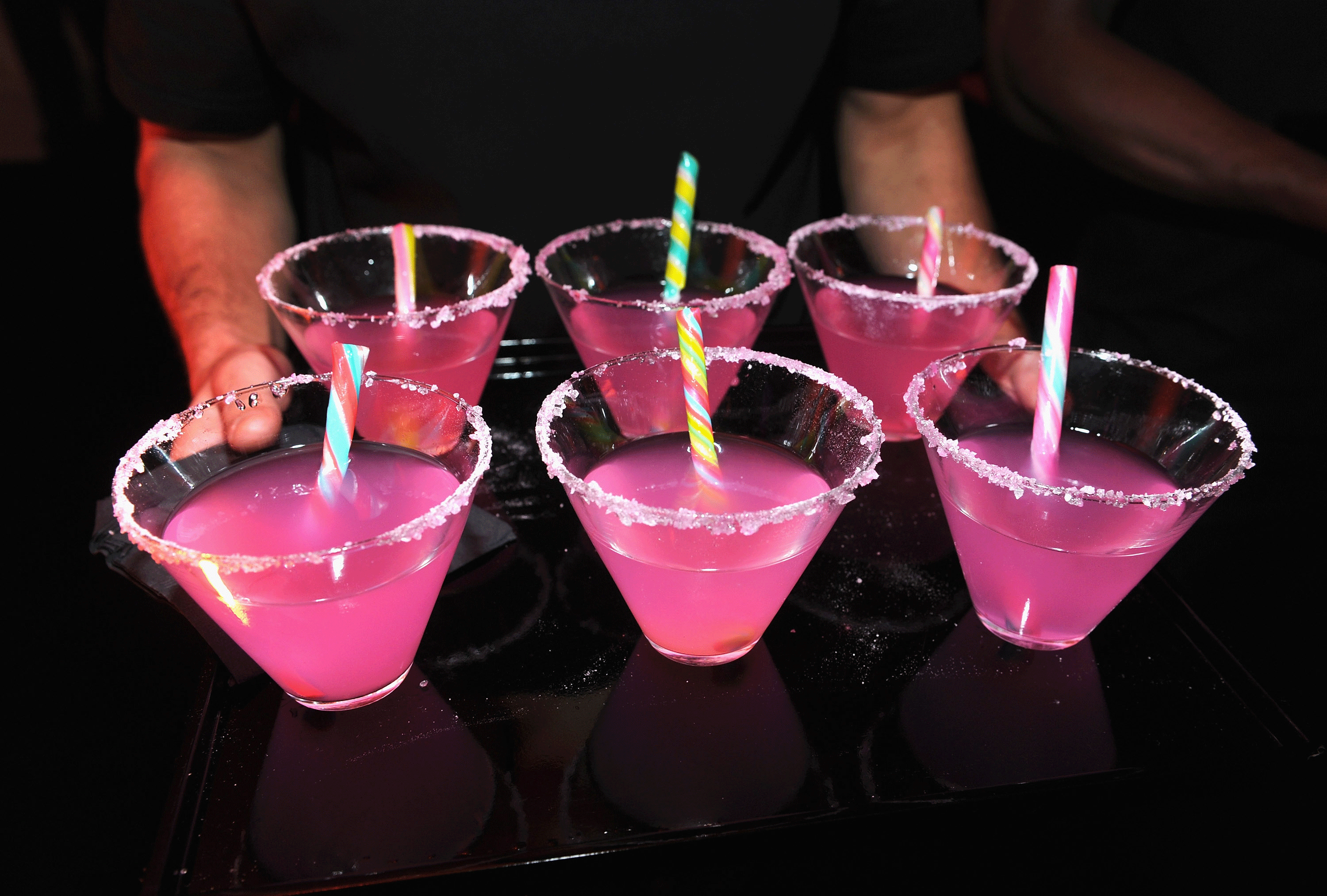 024-pink--drinks.gif 
