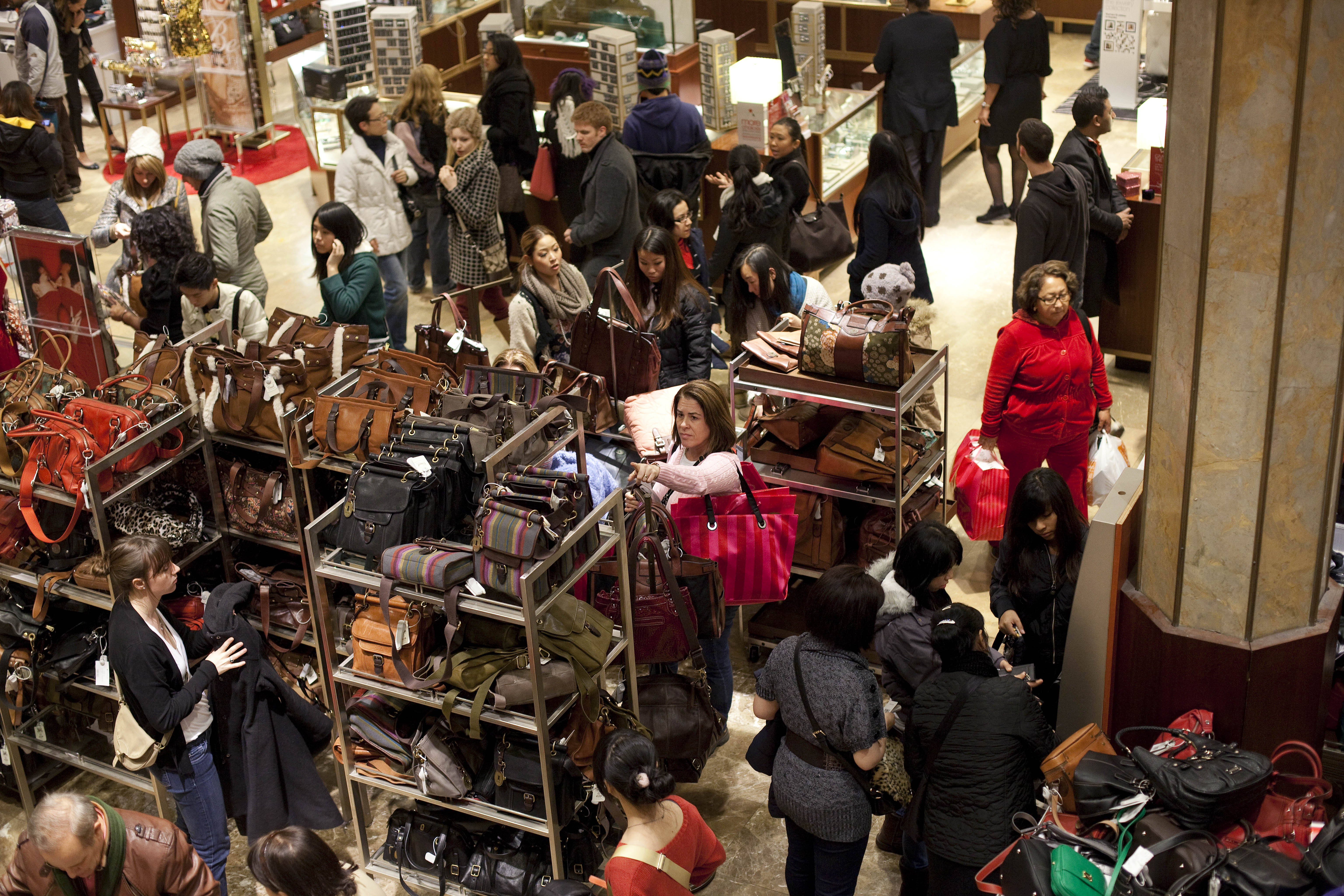 2011 Black Friday shoppers 