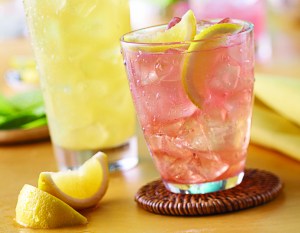 skinny-pink-lemonade-at-ruby-tuesdays.jpg 