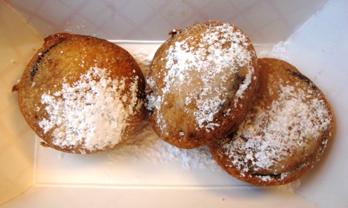 Fried Oreos From The Munchie Mobile Truck 