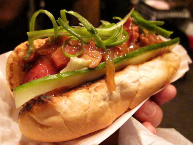 Lansky's Hot Dog 