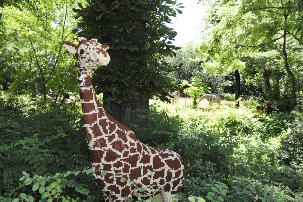 Bronx Zoo Lego Giraffe 