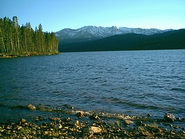 turquoise-lake.gif 