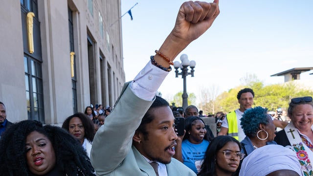 “Tennessee Three” lawmaker files suit over expulsion | WGHN