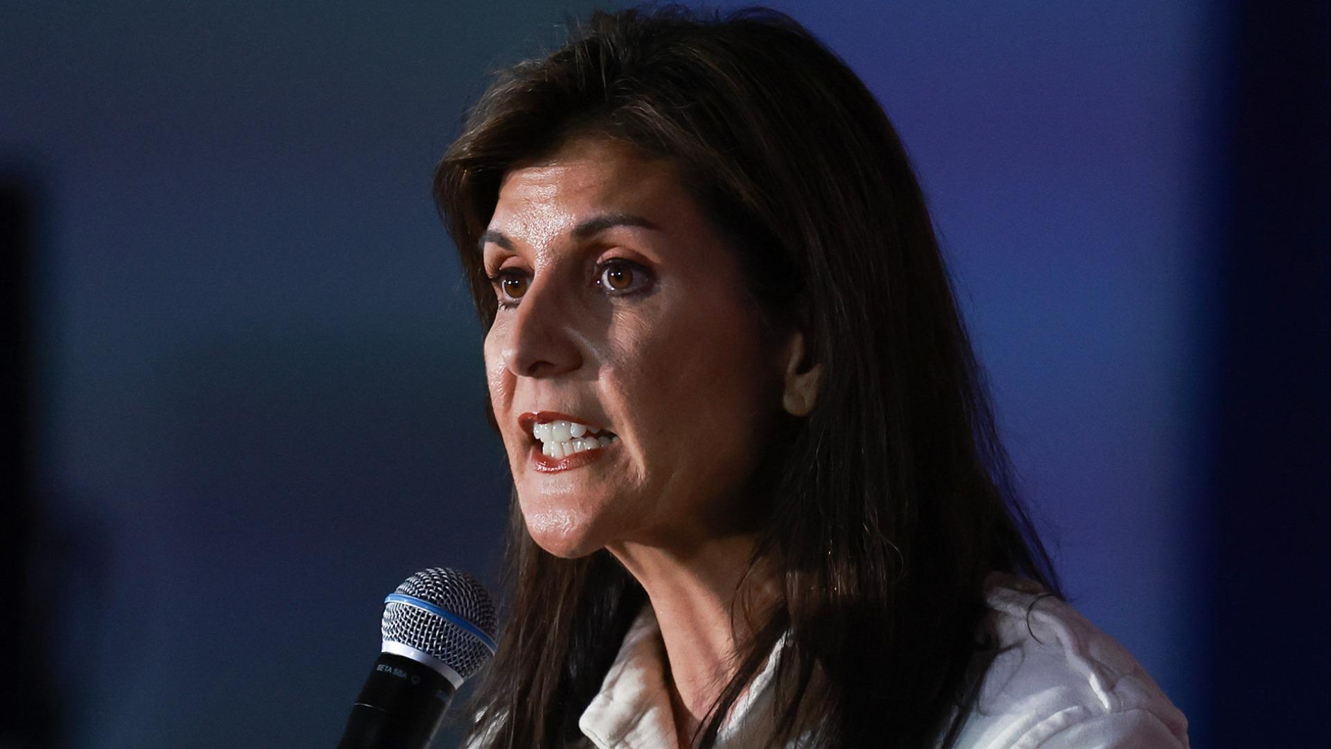 Nikki Haley turns to unlikely pair to help her beat Trump in New Hampshire | Sandhills Express