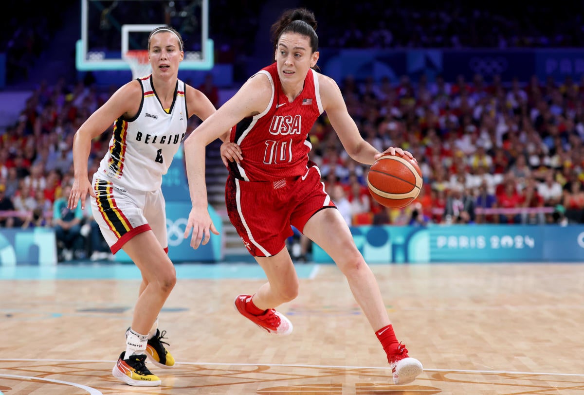 How to watch the Nigeria vs. U.S. women's Olympic basketball game today: Livestream options, Team USA info, more 1 gettyimages-2164845192-1.jpg