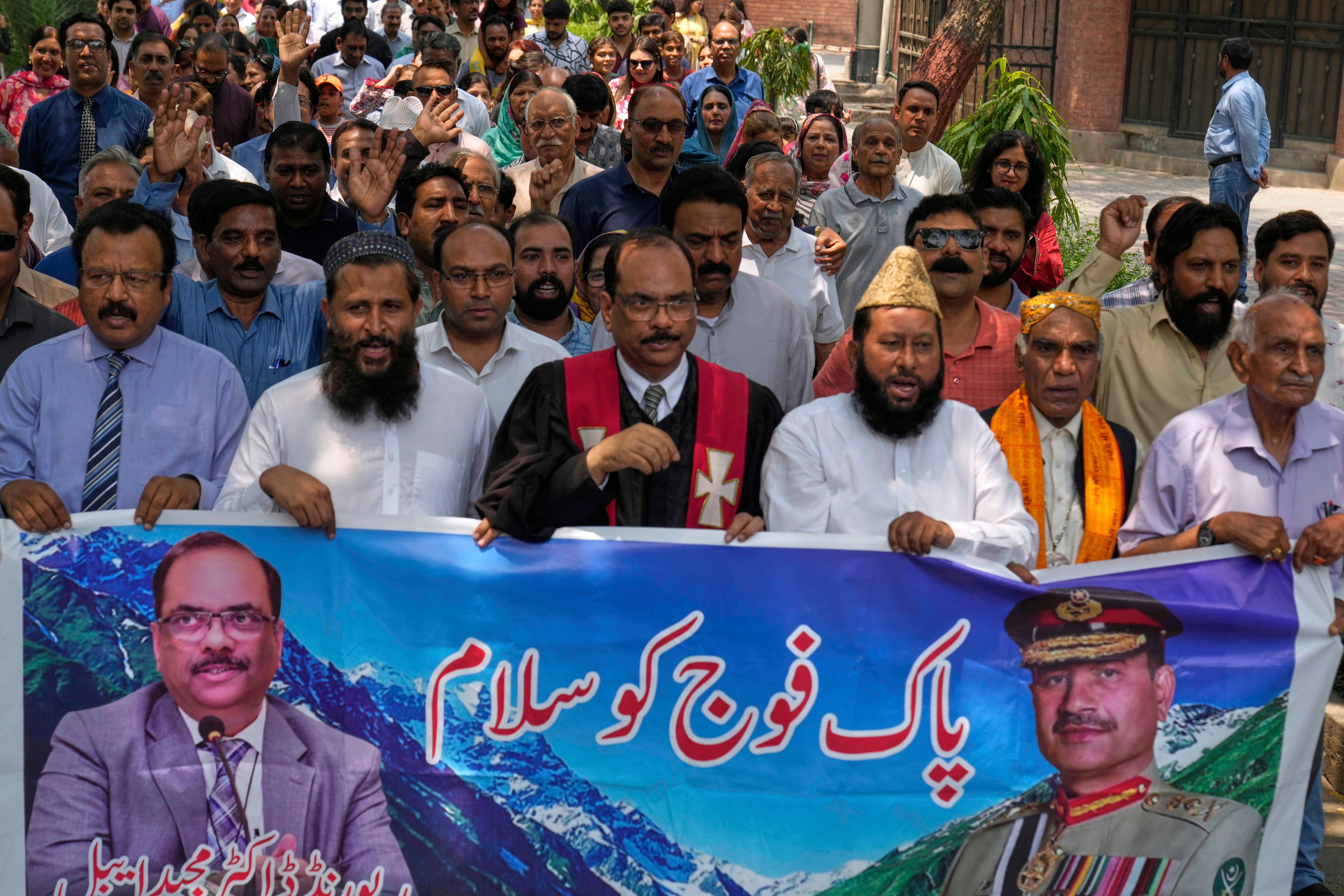 Pakistan India 