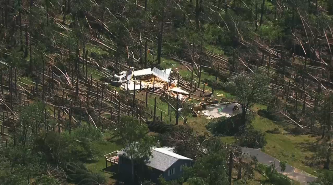 At least 3 dead after tornado rips through North Dakota, northern Minnesota sustains heavy storm damage image.png
