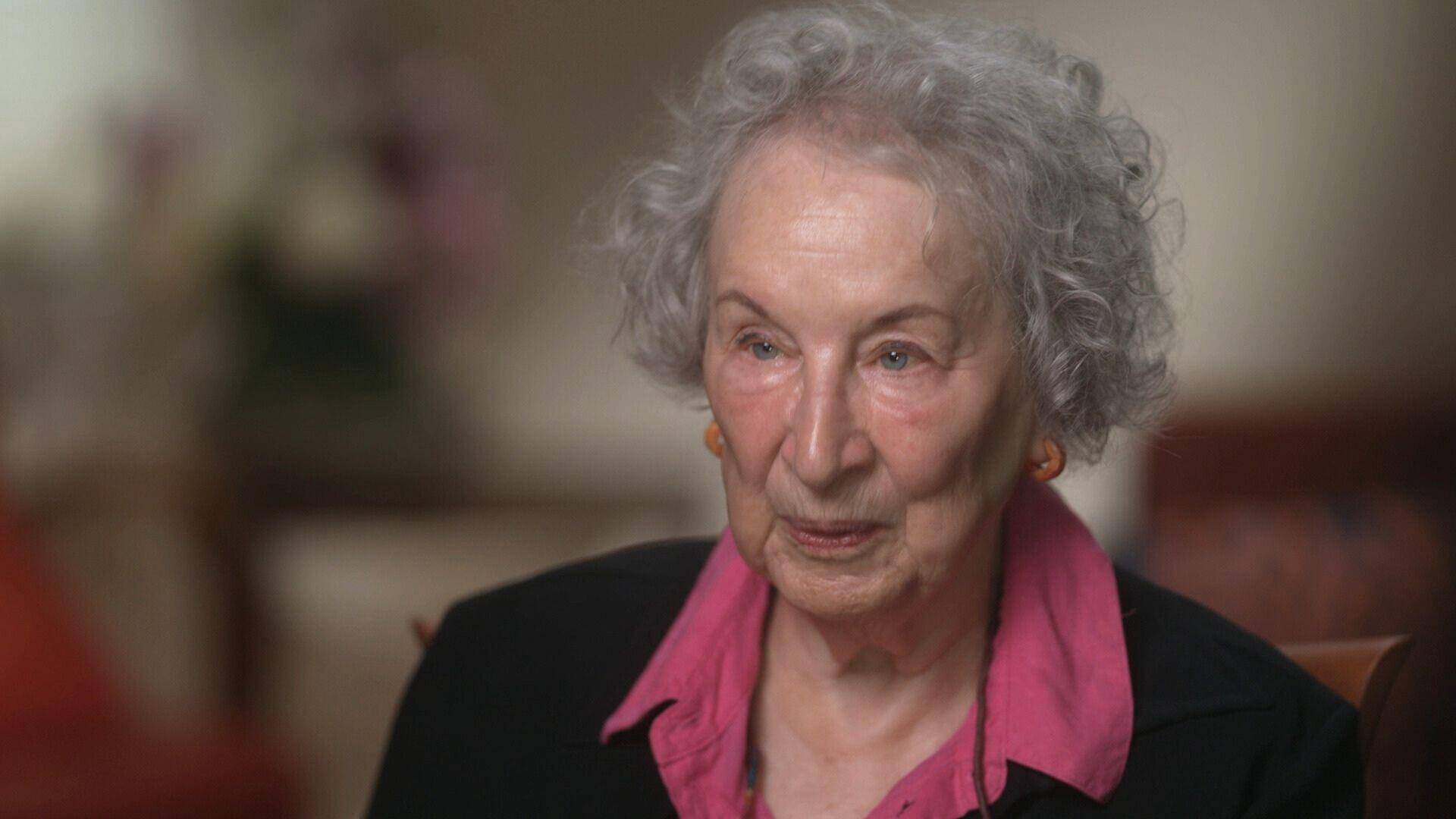 Margaret Atwood gets personal with "Inner Advice Columnist" in new memoir