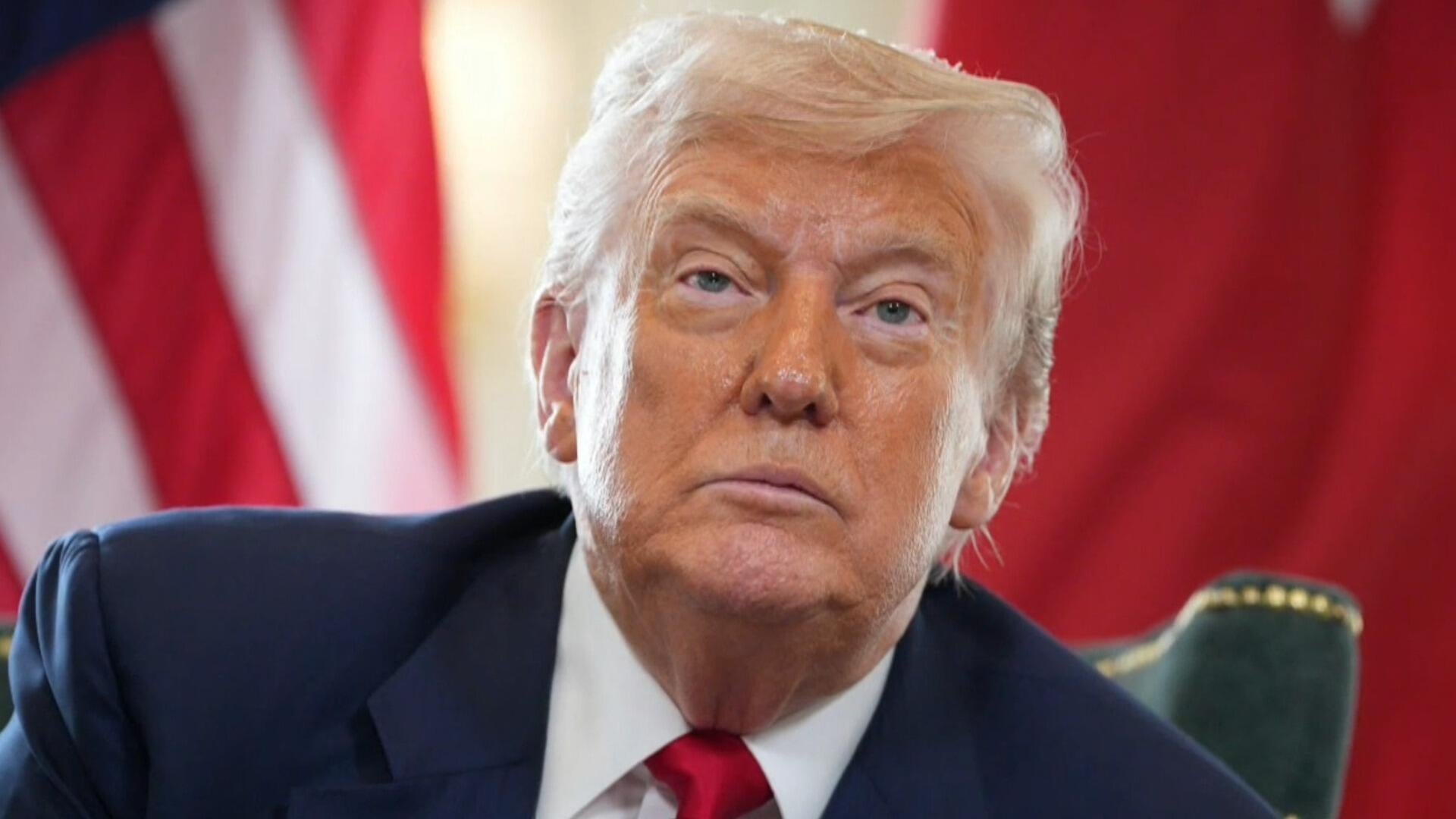 Poll finds Democrats still boosted by voters' economic concerns