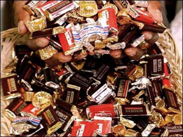 South Carolina mother finds needle in Halloween candy 