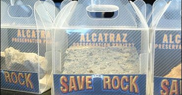 Alcatraz Save the Rock 1992年当時物 コンクリ片入り Own A Piece Of The Rock - CBS News
