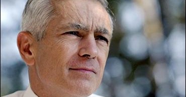 Clark Returns Speech Cash CBS News