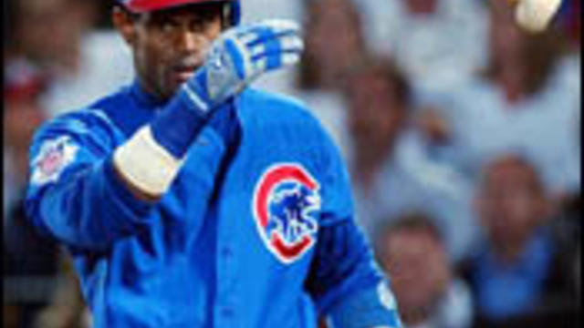 Kenny Lofton of the Chicago Cubs during the Cubs 3-1 victory over