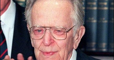 Roe Almost Overturned In '92 - CBS News