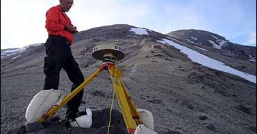 Hi-Tech Help For Volcanologists - CBS News
