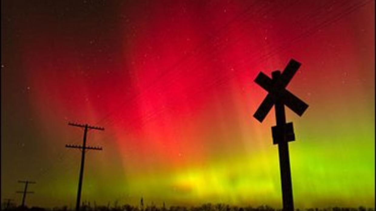 Watch a beautiful aurora borealis CBS News