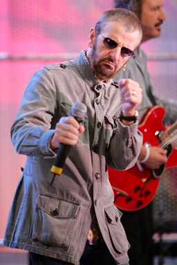 'It Don't Come Easy' 