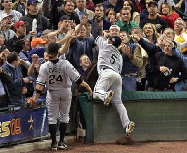 Chicago White Sox and Houston Astros battle in 2005 World Series! (Sox  sweep in 4 dramatic games) 