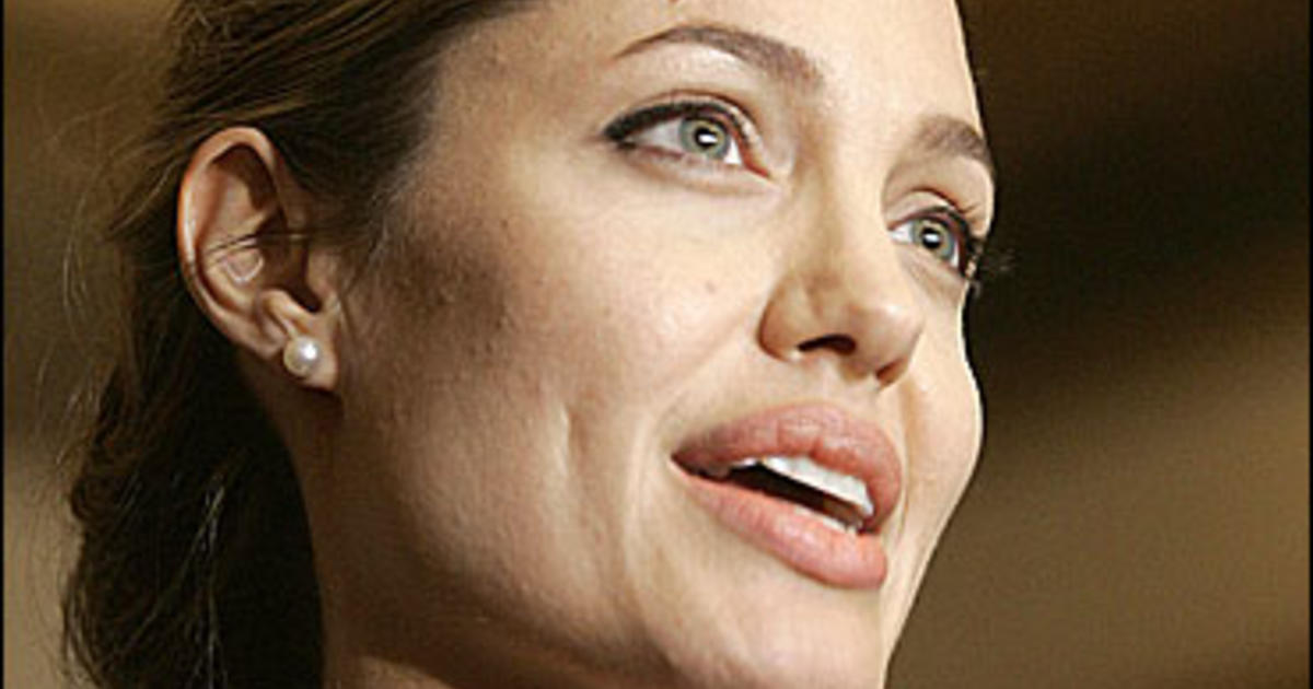 Jolie Receives Cambodian Passport - CBS News
