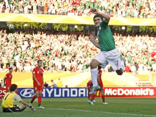 Mexico's Zinha celebrates his goal 