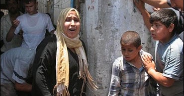 10 Killed In Israeli Airstrike - CBS News