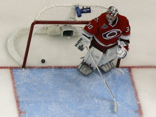 Hurricanes' goalie Cam Ward 