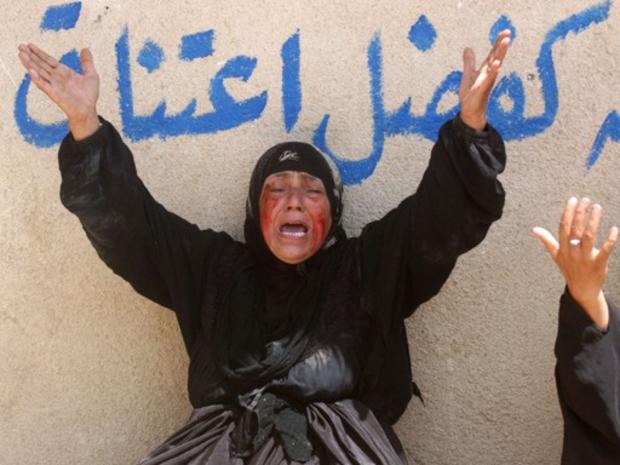 Iraqi woman in mourning 