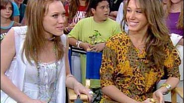 Hilary and Haylie Duff on "Material Girls" 