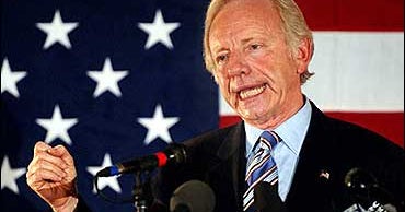 Lieberman Leads Lamont In Poll - CBS News