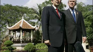Vietnam, Hanoi, President George W. Bush, Japanese Prime Minister Shinzo Abe 