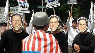 President George W. Bush, Indonesia, protest, demonstrators 