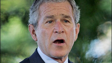 President Bush speaks after a breakfast with troops at Hickam Air Force Base in Honolulu 