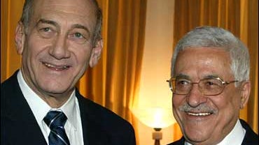 Ehud Olmert and Mahmoud Abbas 