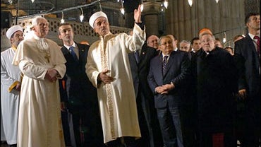 Pope Benedict XVI in Istanbul's Mufti Mustafa Cagrici 