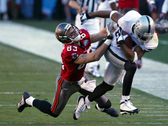 Super Bowl XXXVII - Buccaneers 48 Raiders 21 - MVP Buccaneers