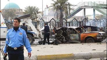 Iraqi policeman, car bomb, Al-Alawi, Baghdad, Iraq 
