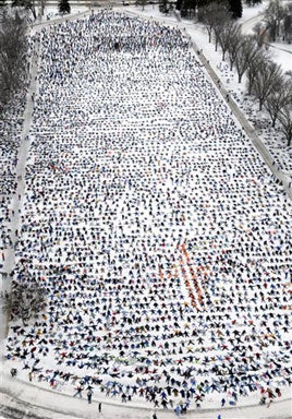 Most Simultaneous Snow Angels 