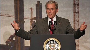 President Bush gestures while speaking to the Associated Builders and Contractors meeting 