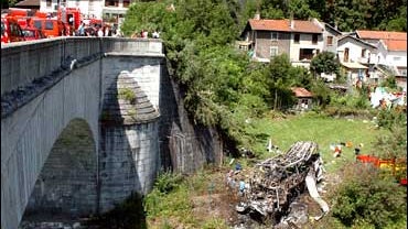 bus crash near Grenoble, France 