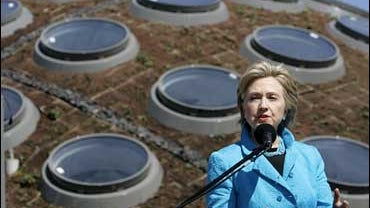 Hillary Clinton Speaks In San Francisco 