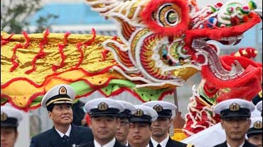 Chinese make port call to Tokyo 