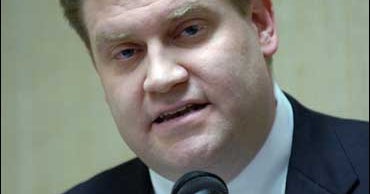 WVU President Resigns Over Degree Scandal - CBS News