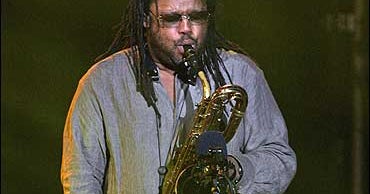 Dave Matthews Band Sax Player Dies CBS News