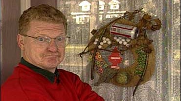 Bill Geist channels his inner Martha Stewart to create holiday decorations 